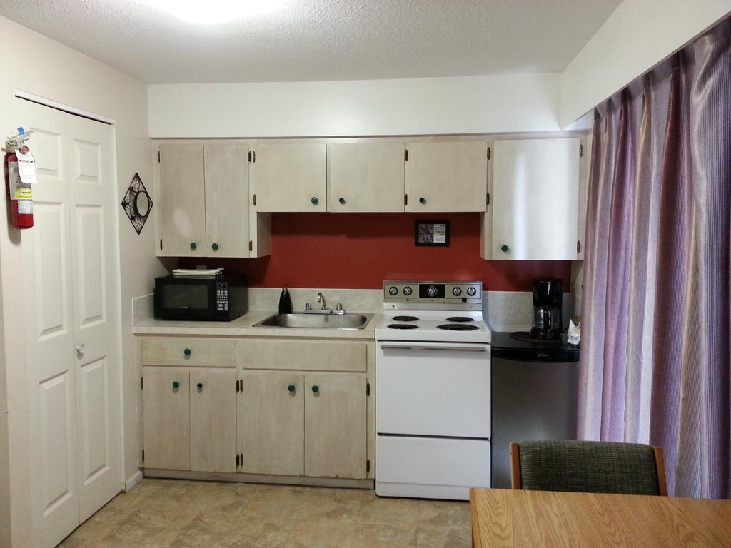 Edgewater Motel Campbell River Bilik gambar