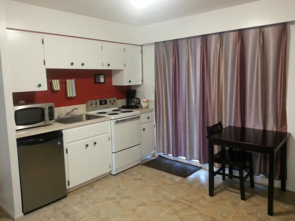 Edgewater Motel Campbell River Bilik gambar